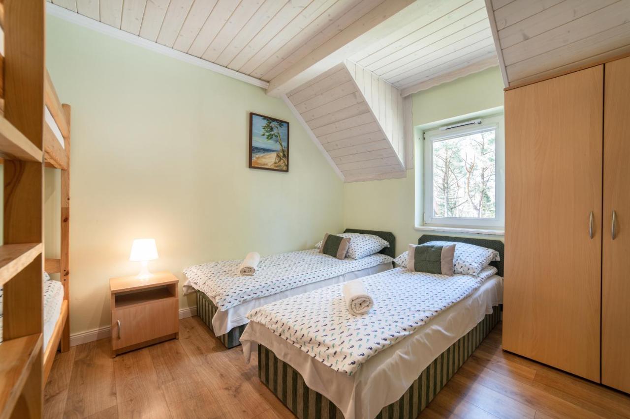 Pokoje Goscinne Konik Morski Dębki Buitenkant foto